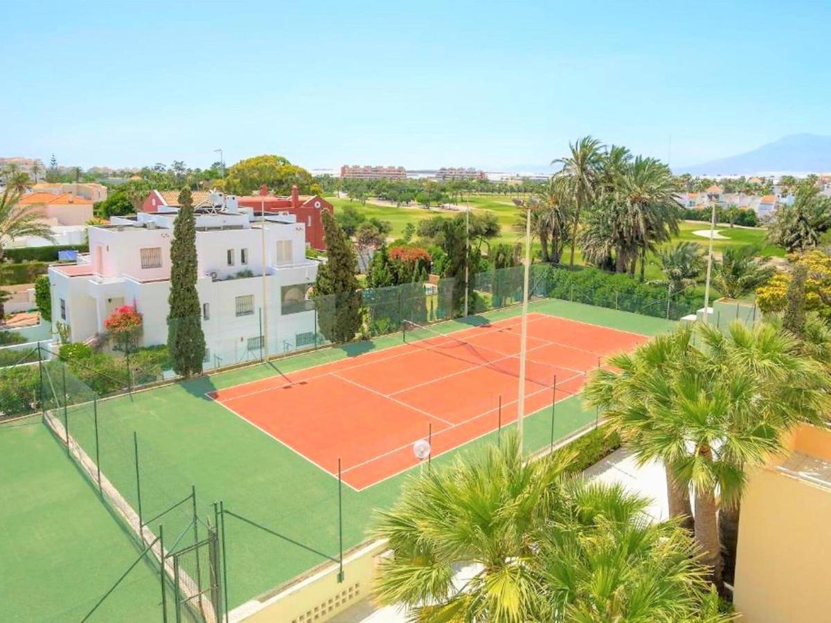 Attractive Holiday Home In Roquetas De Mar Surrounded By Beaches Екстер'єр фото